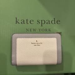 再値下げ☆新品 Kate spade ケイトスペード 2つ折り財布☆のサムネイル