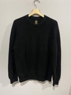 ​BATONER シグネチャークルーネックコットンニット ブラック2のサムネイル