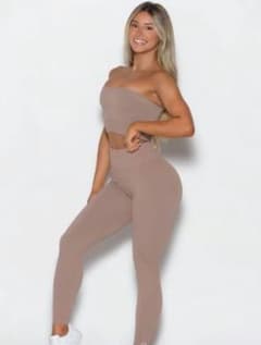 Bombshell Sportswear ボムシェル スポーツブラ レギンスのサムネイル