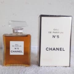 ミュー様専用シャネル CHANEL香水 No°5 オードゥ パルファム 50mlのサムネイル