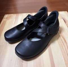【未使用品】　ミスキョウコ　パンプス　フォーマル　ストラップ　撥水　黒　24cm 美品 ミスキョウコ 4E クロスストラップパンプス 23.5 黒 コンフォート