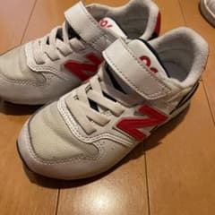 ニューバランス スニーカー キッズのサムネイル