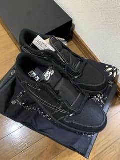 Travis Scott × Nike Air Jordan 1 Low OGのサムネイル
