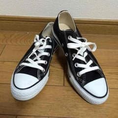 Converseスニーカーのサムネイル
