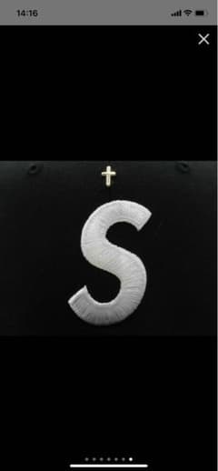 supreme newera sロゴ　クロスのサムネイル