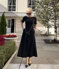 【新品タグ付き】JENNE ボートネック　カットソーワンピース　S ブラックのサムネイル