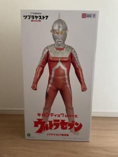 ギガンティックシリーズ ウルトラセブン ツブラヤストア限定版 - メルカリ
