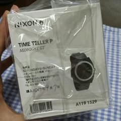 NIXON 新品未使用の腕時計のサムネイル