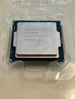 Intel Xeon E3-1225V5 CPU 3.30GHzのサムネイル