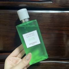 HERMES UN JARDIN SUR LE NIL200mlのサムネイル