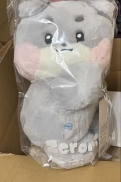 ゼロニ ゴニニ ぬいぐるみ バッグ gunini ゴヌク ゼロニ ゴニニ ぬいぐるみ バッグ gunini ゴヌク zeroni zb1 - メルカリ