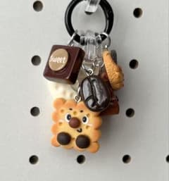 じゃらじゃらキーホルダー【287】 - メルカリ