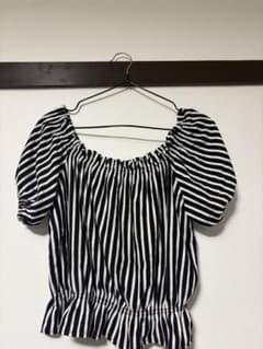 H&M ストライプ柄 オフショルダー 半袖 ブラウス Mサイズのサムネイル
