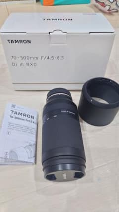 TAMRON 70-300mm F/4.5-6.3 Di III RXDのサムネイル