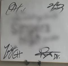 シンガーズハイ ステッカー 直筆サイン入り色紙 - メルカリ