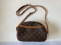 LOUISVUITTON【ルイヴィトン】 正規品 ブロワ (ショルダーバッグ)のサムネイル