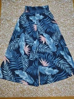 ハワイアンキュロットパンツのサムネイル