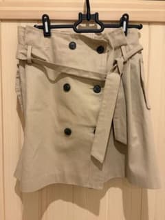 トレンチ風 ミニスカート ベージュ ダブルボタンのサムネイル