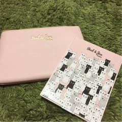 鏡とポーチのサムネイル