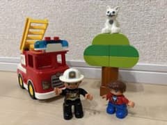 GW限定値下げ！美品！LEGO DUPLO 光る！鳴る！消防車10901のサムネイル