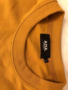 AZUL BY MOUSSY Tシャツ マスタード Fのサムネイル