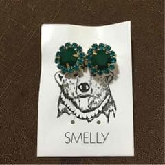 新品 アーバンリサーチ SMELLY イヤリングのサムネイル
