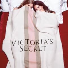 victoria's secret  blanketのサムネイル