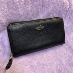 売り切り SALE！本日削除。coach 財布のサムネイル