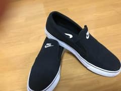 NIKE スリッポンのサムネイル