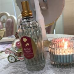 ロクシタンローズ香水のサムネイル