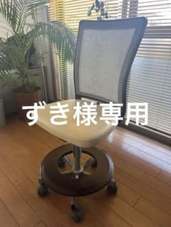 karimoku オフィスチェア ホワイトxブラウンのサムネイル
