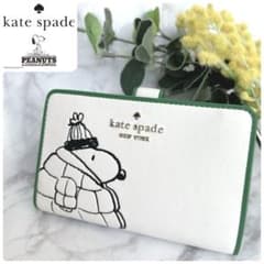 極美品✨ケイトスペード スヌーピー ピーナッツ 折り財布 コンパクトウォレット 極美品✨ケイトスペード スヌーピー ピーナッツ 折り財布 コンパクト