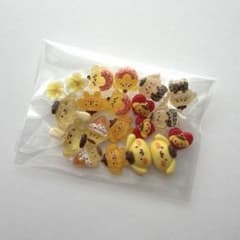Nail art parts, Sanrio Pompompurin, set of 20.