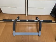 懸垂マシン　ぶら下がり健康器具のサムネイル
