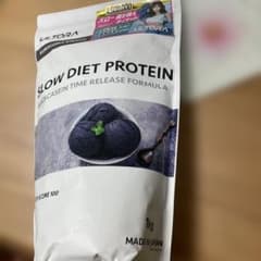 ULTORA スローダイエットプロテイン 黒ゴマきなこ風味 Amazon | ダイエット ホエイ プロテイン 黒ゴマきなこ風味ULT・ORA 1