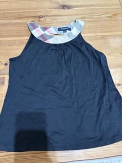Burberry 120センチ　黒のチェック襟ノースリーブタンクトップのサムネイル