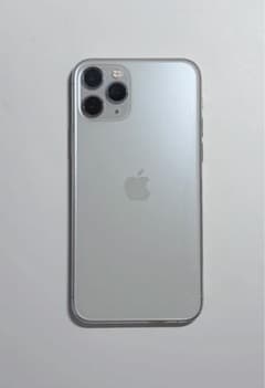 Apple iPhone 11 Pro 256GB シルバー 本体 - メルカリ