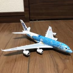 ANA 1/400 jc wings  エアバスa380 フライングホヌのサムネイル