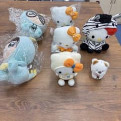 【貴重/限定品】ハローキティ ぬいぐるみ 6体セット TE仕様のサムネイル