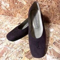 Excellent condition Yves Saint Laurent loafers/pumps, brown, square toe, with logo.