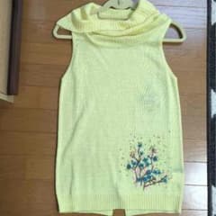 as know asde base ニットベストのサムネイル