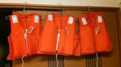小型船舶用固型式救命胴衣 (3枚セット)のサムネイル