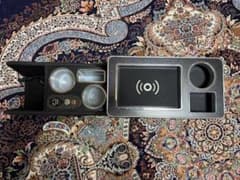 コンソールボックス ワイヤレス充電付きのサムネイル