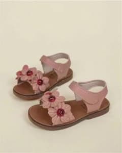 お花のサンダルのサムネイル