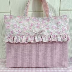 リバティ ベッツィ桜もちフリル付レッスンバッグ - メルカリ