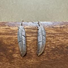 Frances Robinson/ シルバーピアス/ フェザーのサムネイル