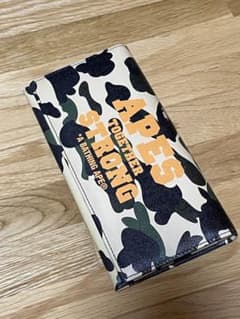 A BATHING APE カモ柄　長財布のサムネイル