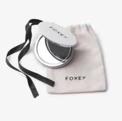 【新品未使用】FOXEY フォクシー  リネンミラー＋巾着ポーチ　ノベルティのサムネイル