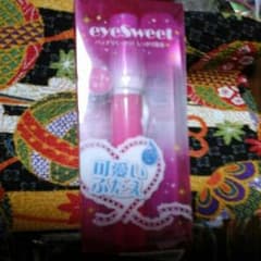 値下げ♡550→488♡アイプチ♡アイスウィート♡新品未使用品のサムネイル