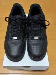 極美品 箱付きNike Air Force 1 ブラック ナイキ エアフォース1のサムネイル